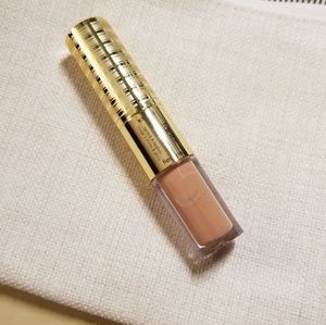 NWT Tarte lip sculptor lipstick & lipgloss

In lif